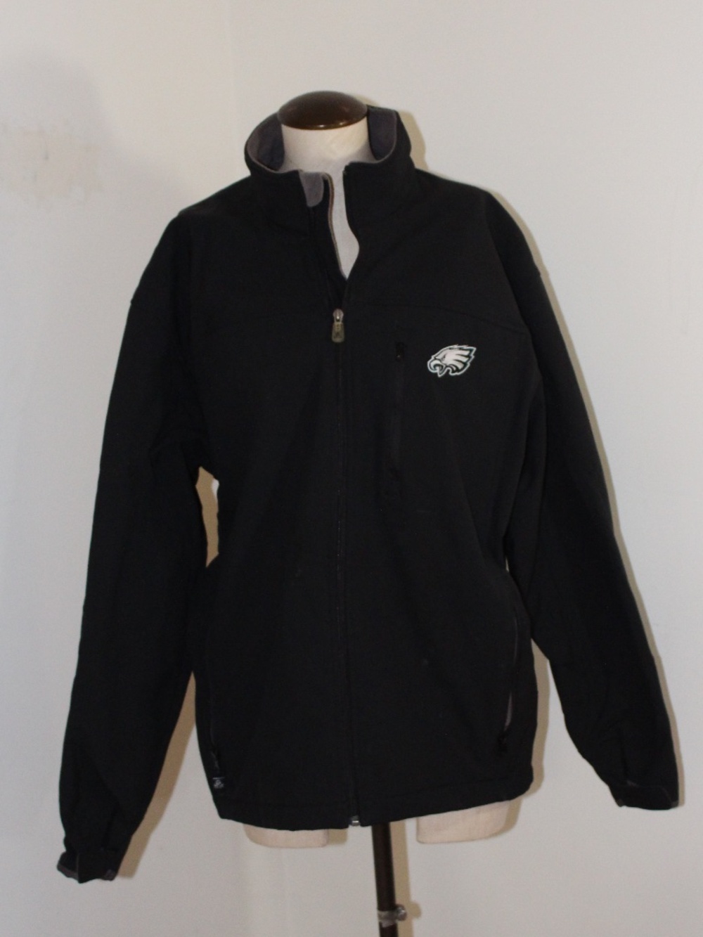 NFL, Philadelphia Eagles full zip jacket fleece lined windbreaker
